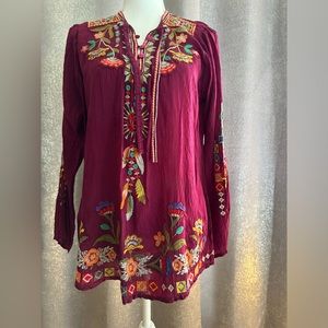 Johnny Was Embroidered Blouse. Sz Medium